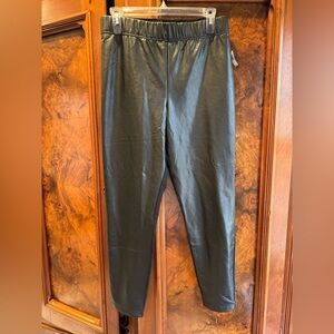 Old Navy faux leather leggings Large NWT